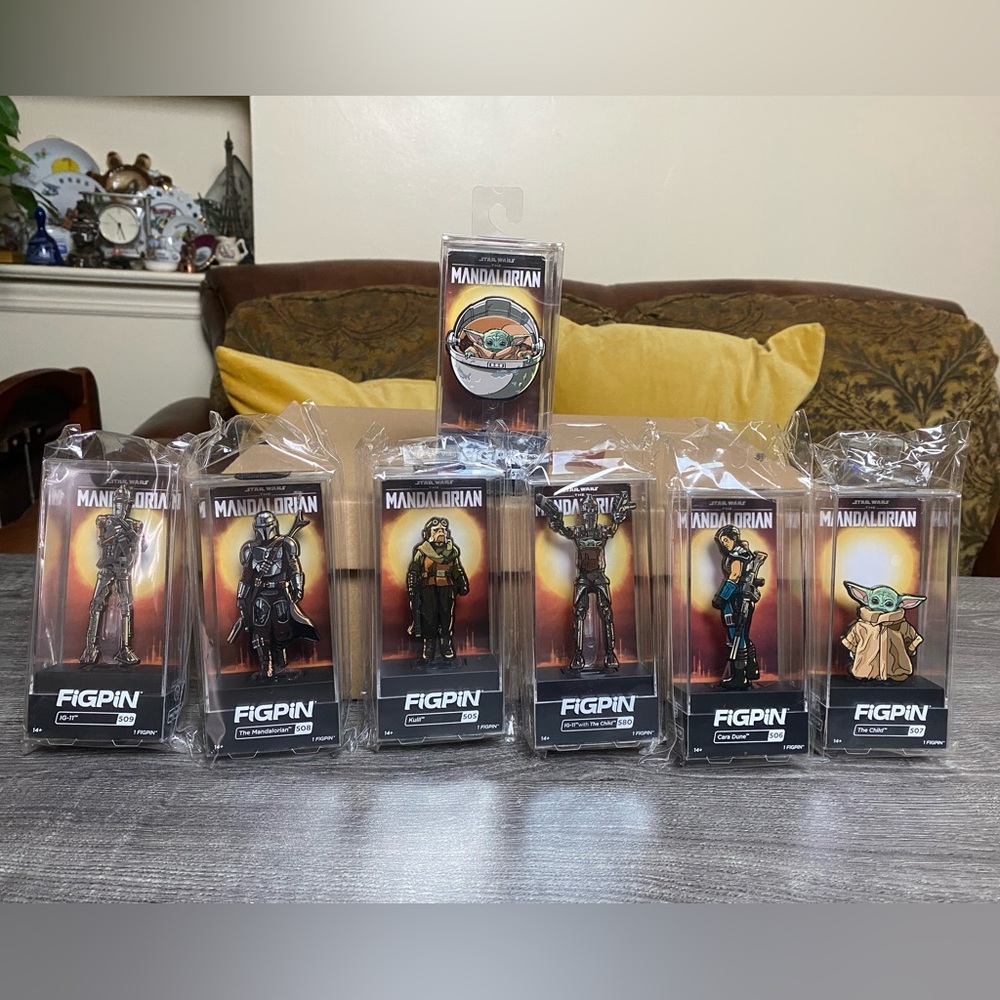 Star Wars The Mandalorian Figpin Set